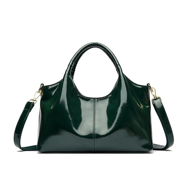 Sac de banlieue tendance en cuir brillant