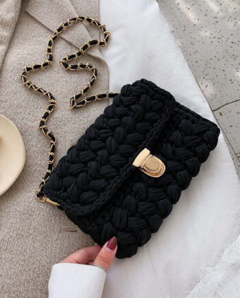 Pochette tissée à la main