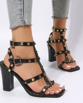 Sandale carré à talons hauts style gladiateur