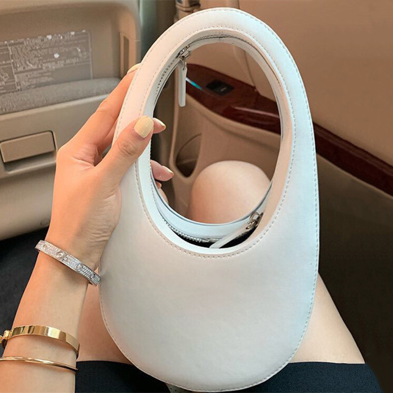 Sac tridimensionnel en forme d'œuf à imprimé serpent
