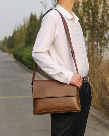 Sac à bandoulière asymétrique « Business Casual »